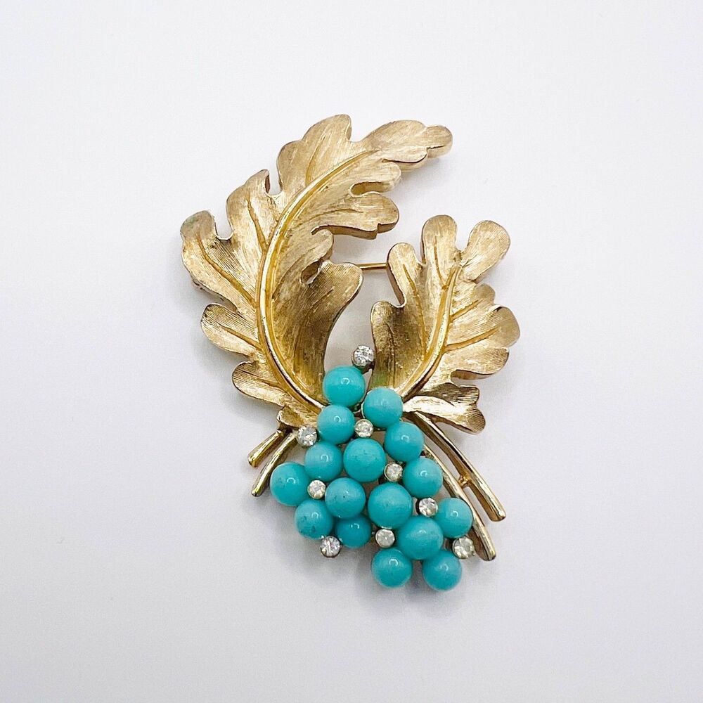 Crown Trifari  Brooch Pin Faux Turquoise Rhinestone Gold Tone Grape Leaf VTG